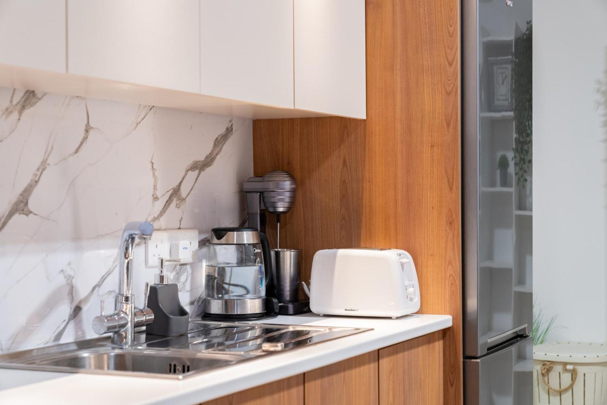 Earth Apartment Larnaca Dış mekan fotoğraf